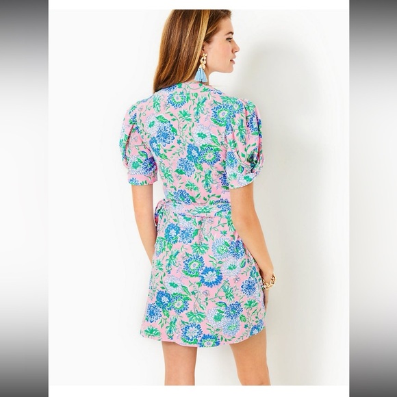 *NWT* Lilly Pulitzer Sailynn Short-Sleeve Romper - Conch Shell Pink Rumor Has It - Picture 6 of 6